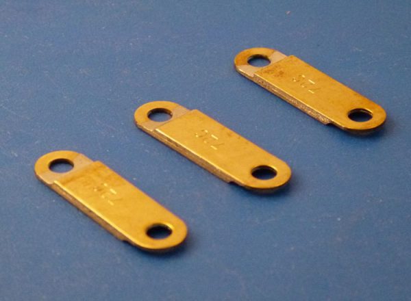 Fusible Link, Brass 72 degrees, 47 Length x 13 Width x 35mm Pin Centers: M6 fixing: CEVaC DA6201