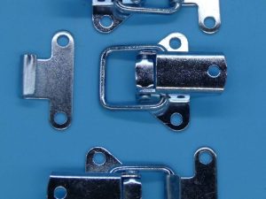 No 25-4C Toggle & Long Hook, Mild Steel BZP, 4.2m fixing hole TL2061 (2) Final